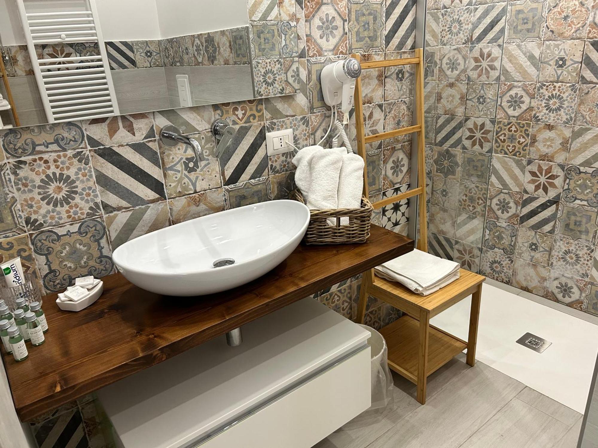 San Julian House Catania